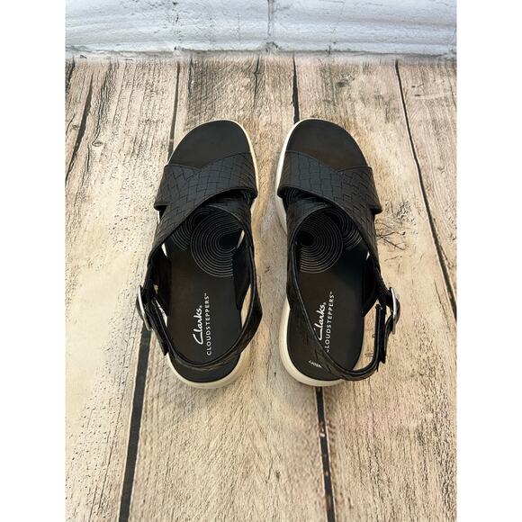 CLARKS Women’s Cloudsteppers Drift Sun Woven Wedge Sandals / Size: 7 - Picture 3 of 10